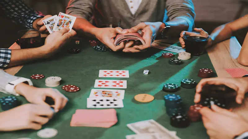 Luật chơi Poker cơ bản